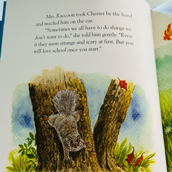 The Kissing Hand Audrey Penn Hardcover Picture Book - Picture 6 of 9